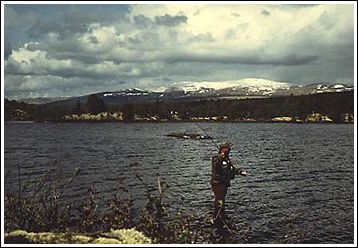 Fishing in Hodalen, by Hans van Klinken