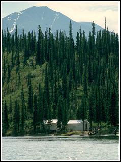 The camp at Dogpack lake, photo by Hans van Klinken