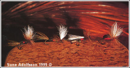 4 st Royalflugor, Royal Wulff, Royal Parachute, Royal Trude och Royal Humpy 4 st Royalflugor, Royal Wulff, Royal Parachute, Royal Trude och Royal Humpy